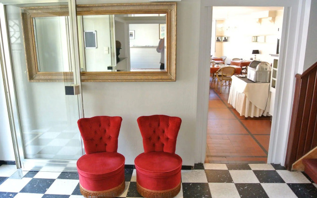 Aquilon Boutique Hotel