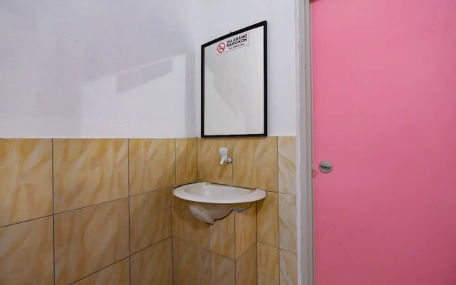 OYO 2855 Sartika Hotel Pati