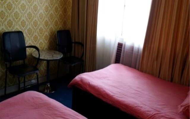 Liaocheng Shenxian Rainbow Express Inn