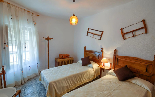 Cueva El Murallon Benamaurel