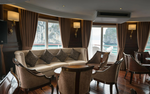 Paradise Elegance Cruise