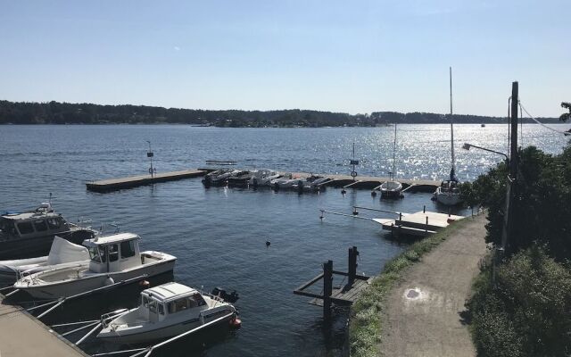 Hostel Lotsen