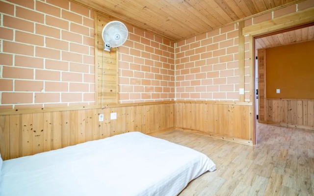 Samcheok Dasarang Pension