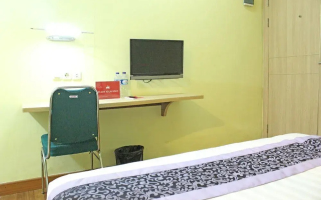 ZEN Rooms Rujia Hotel – Guest Rooms – Jakarta