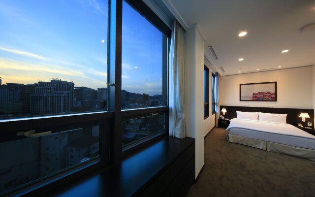 Orakai Insadong Suites