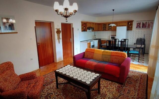 Kajo - Free Parking and BBQ - A1