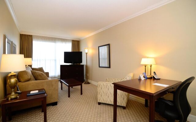 Best Western Plus Ottawa Downtown Suites