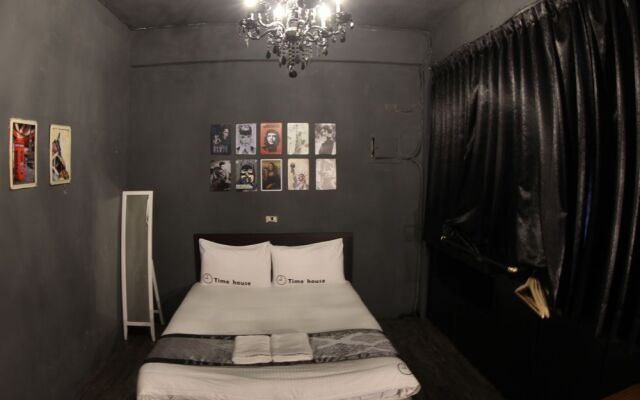 Time House Chain Hualien Train Station Hostel