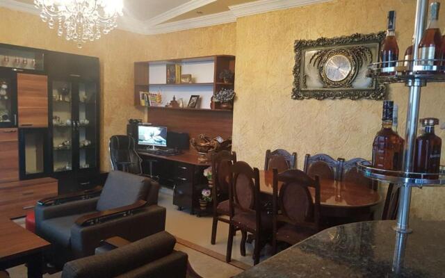 Shavshe Apartment