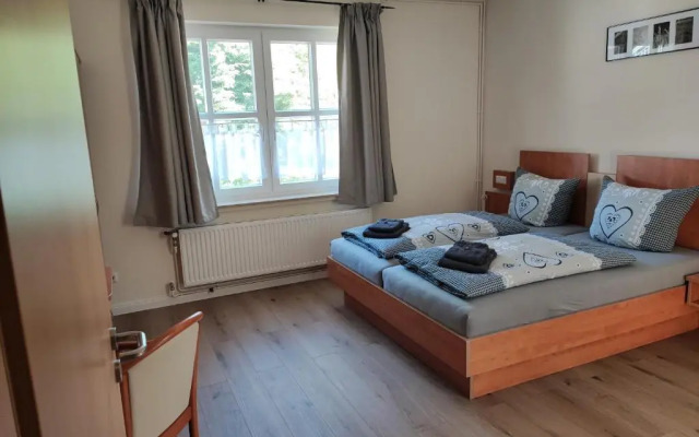 Hotel Zur Altenburg