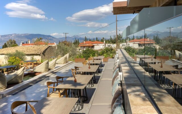 ACRO Upscale Residences
