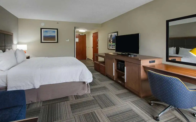 Holiday Inn Express Covington