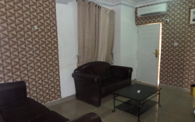 Silverland Hotel and Suites