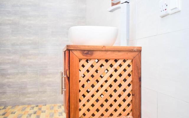 Uhuru House and Restaurant