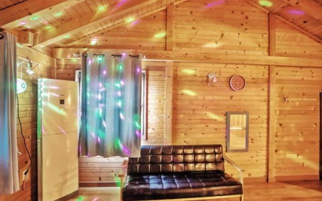 Buan Hosugatongnamu Pension