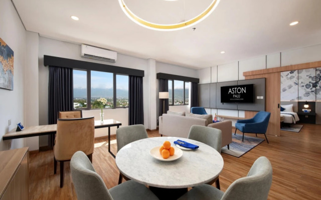 Aston Palu Hotel & Conference Center