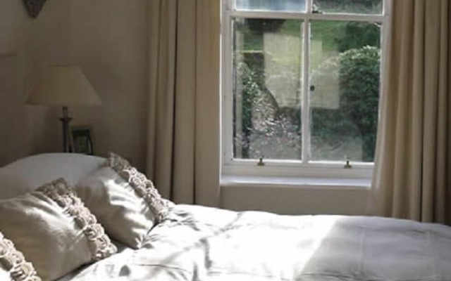 Hawksdale Lodge