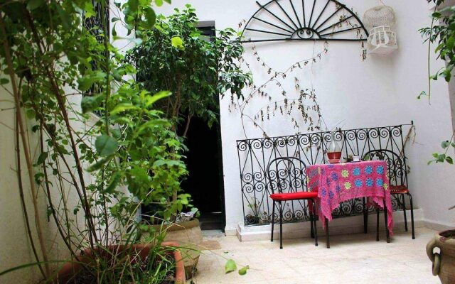 Apartment With one Bedroom in Tunis, With Wonderful Mountain View, Fur