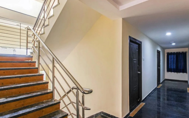 OYO 24039 SilverKey PadmaSri Gachibowli