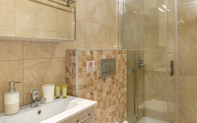Aria Garden Suites