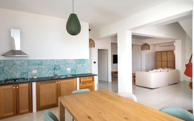 Sea Frame Design Apartments with Pool by Wonderful Italy