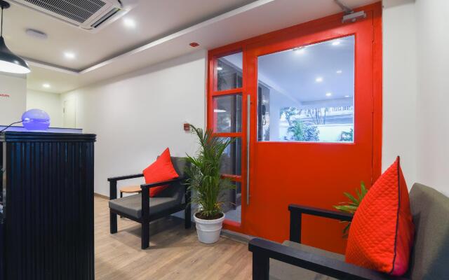 Vaccinated Staff- OYO Townhouse 258 Bellandur