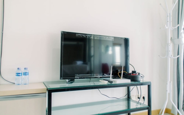 Nice And Cozy Studio Apartment At M-Town Residence