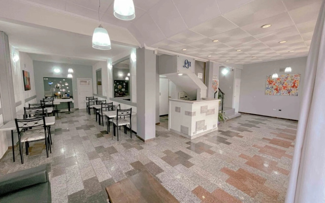 Luar Hotel