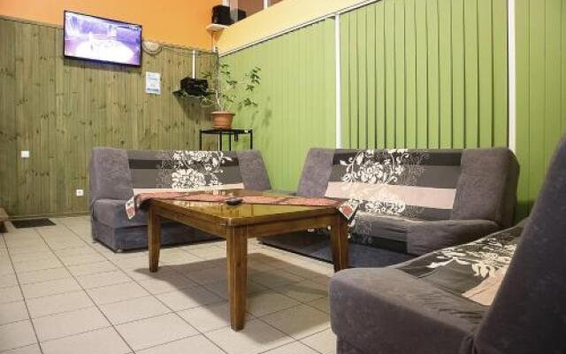 Valaste Guest House and Camping