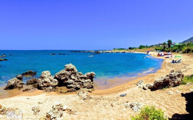 Kanakis Blue Beach Apartments