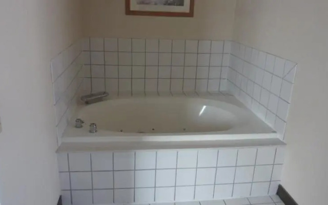 Country Inn by Carlson Platteville