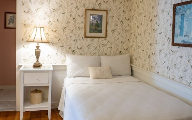 The Rugosa Guest House