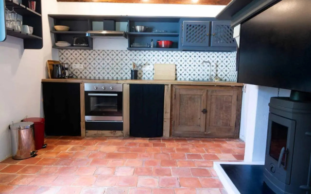 Le Petit Berdis (Adults Only)