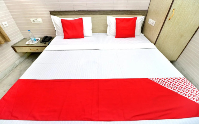 OYO 23084 Chhabra Guest House