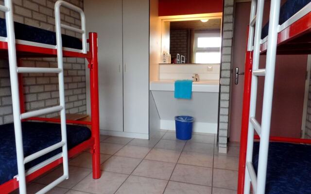 Spacious Home, Near the North Sea Beach