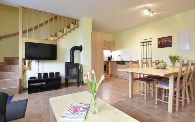 Idyllisches Ferienhaus mit Ueberdachter Terrasse