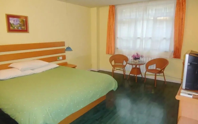Home Inn Huhhot Statium