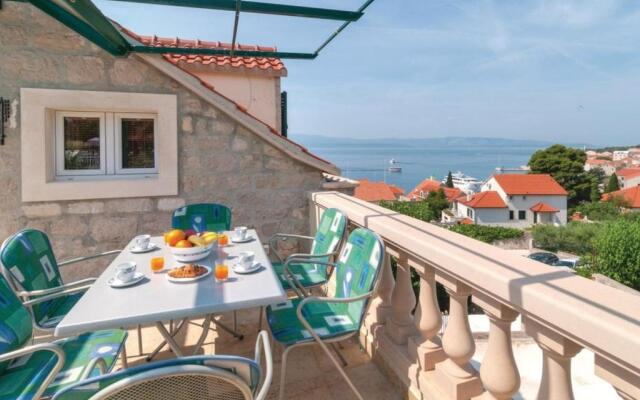 Seaview Apartment With Large Terrace Bol