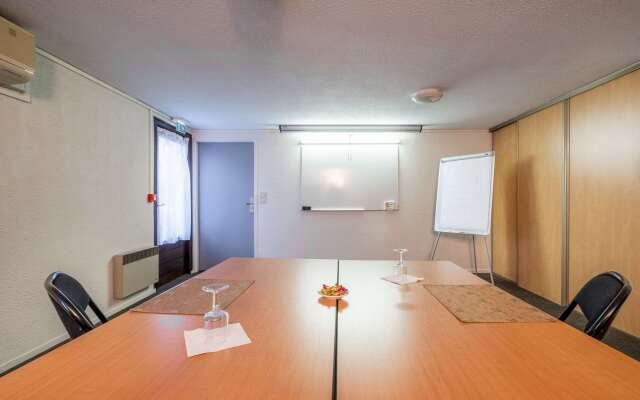 Comfort Hotel Etampes