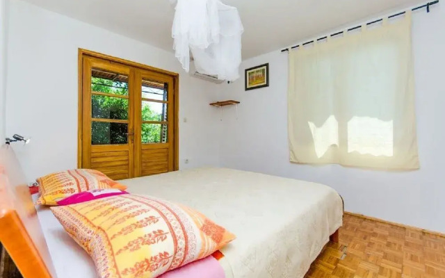 House Renato