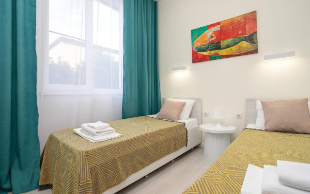 Sea of apartments on Flower Street