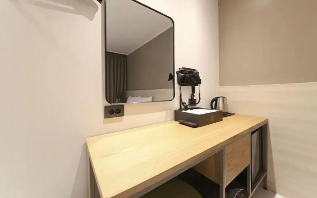 E.Bon Hotel