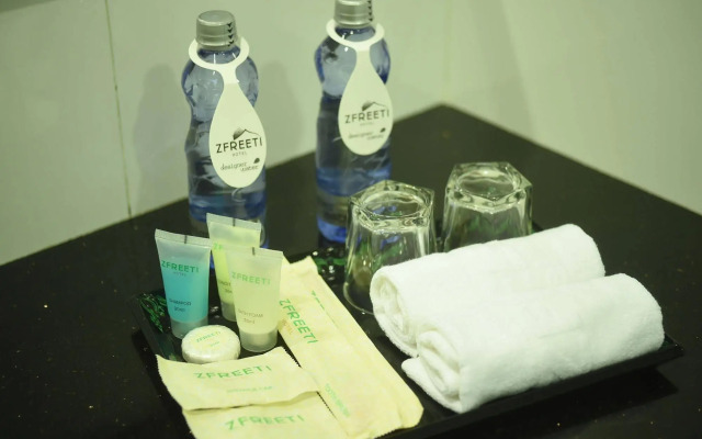 Zfreeti Hotel