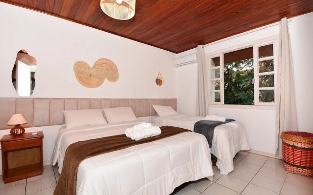 Apê a 150m da praia de Canasvieiras