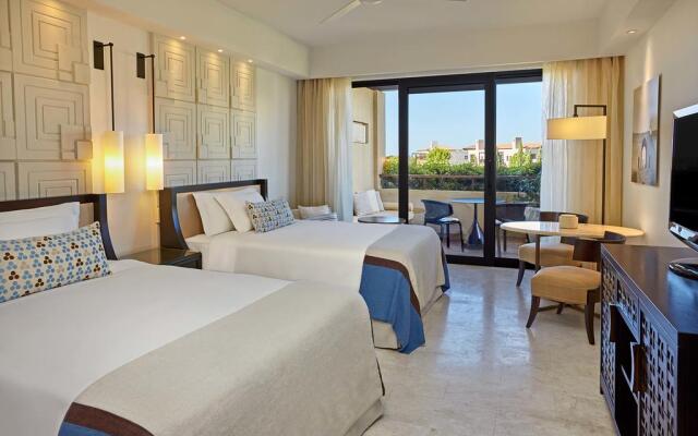 The Romanos, a Luxury Collection Resort