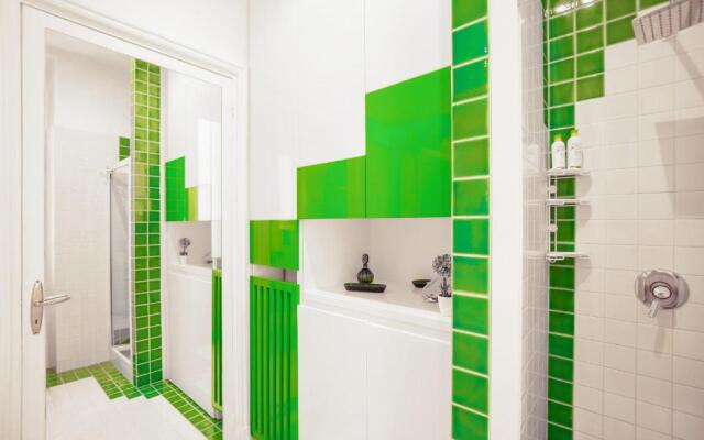 Green Apartment in the Center by Wonderful Italy