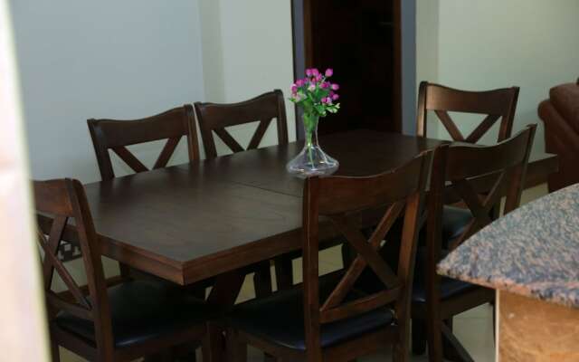 Dina Apartments