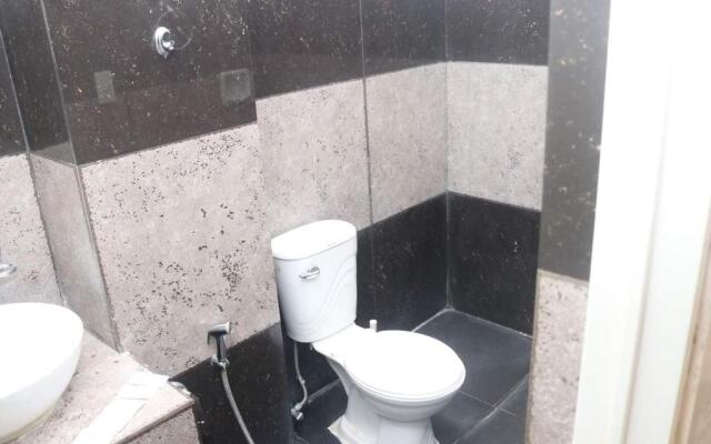 RedDoorz near Colgante Bridge Naga City