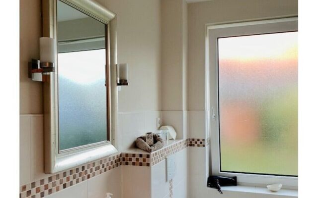 Harbor Getaway at the Museumsberg