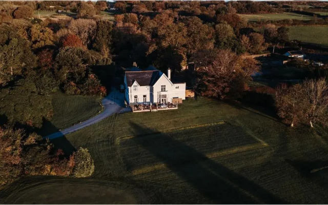 Welbeck Manor and Golf